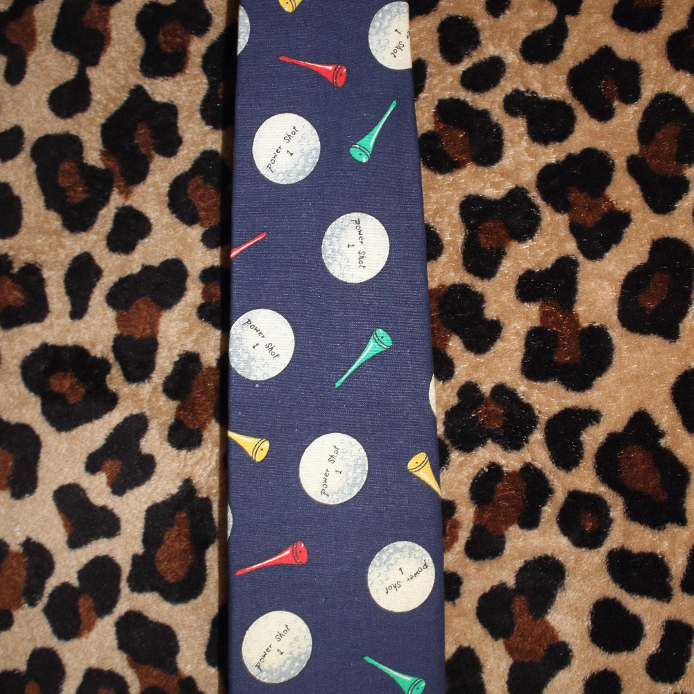 EUC BRANDLESS MENS GOLF TIE ("POWER SHOT 1")
